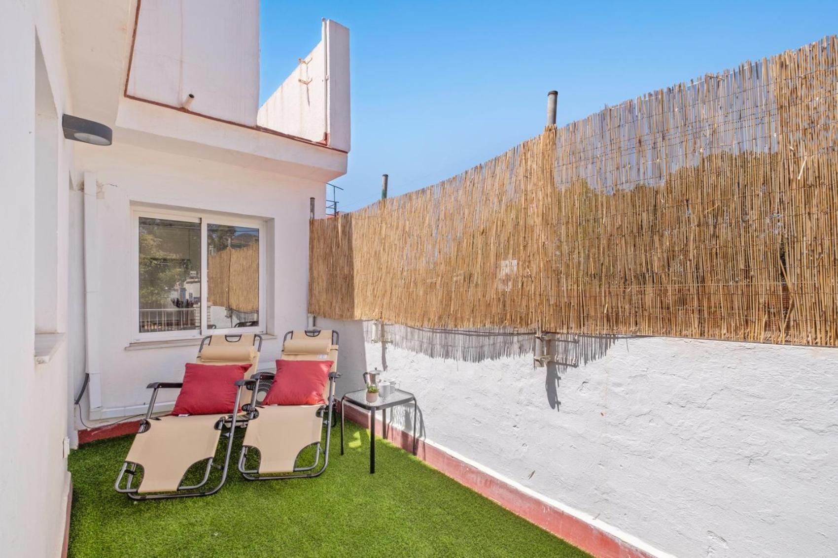 Apartamento En La Playa Con Terraza Malaga Zewnętrze zdjęcie