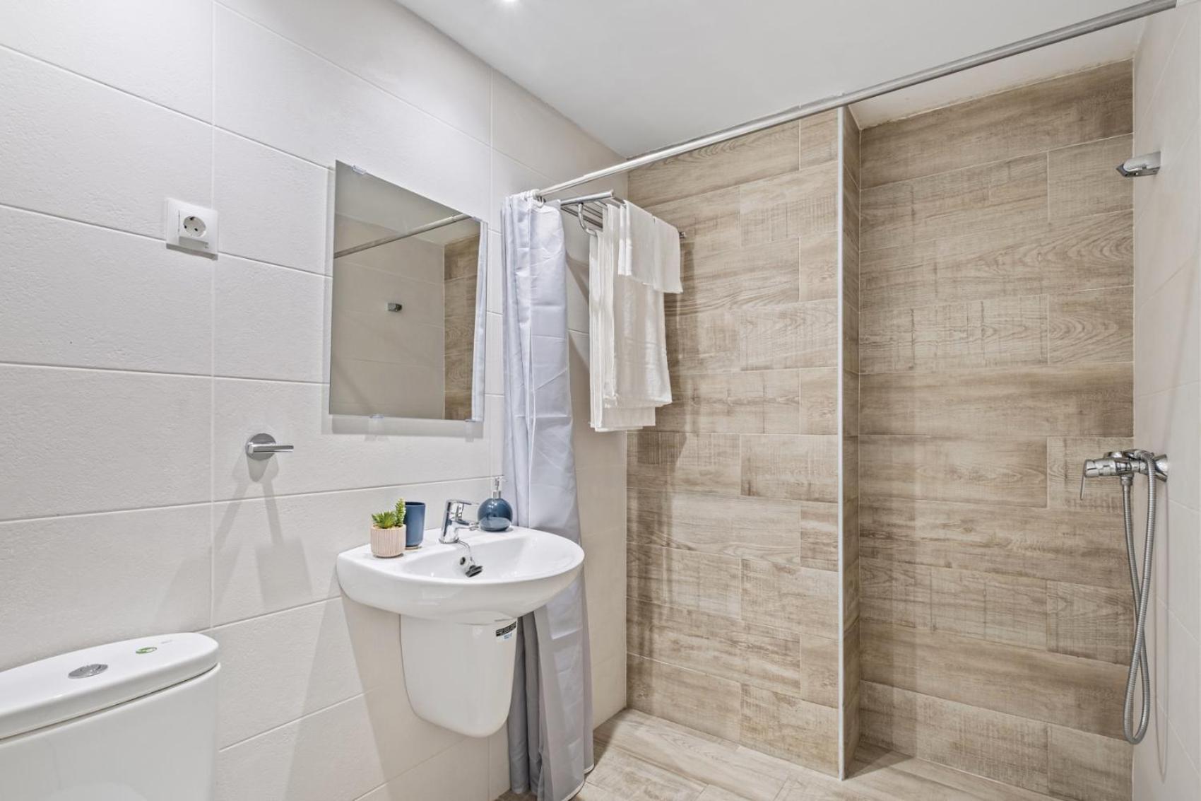 Apartamento En La Playa Con Terraza Malaga Zewnętrze zdjęcie